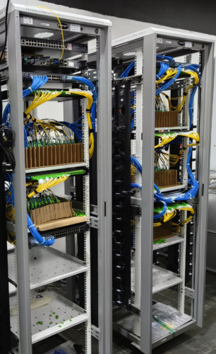 Structured Fiber Cabling Solutions for AI and Cloud Data Centers – SM ...
